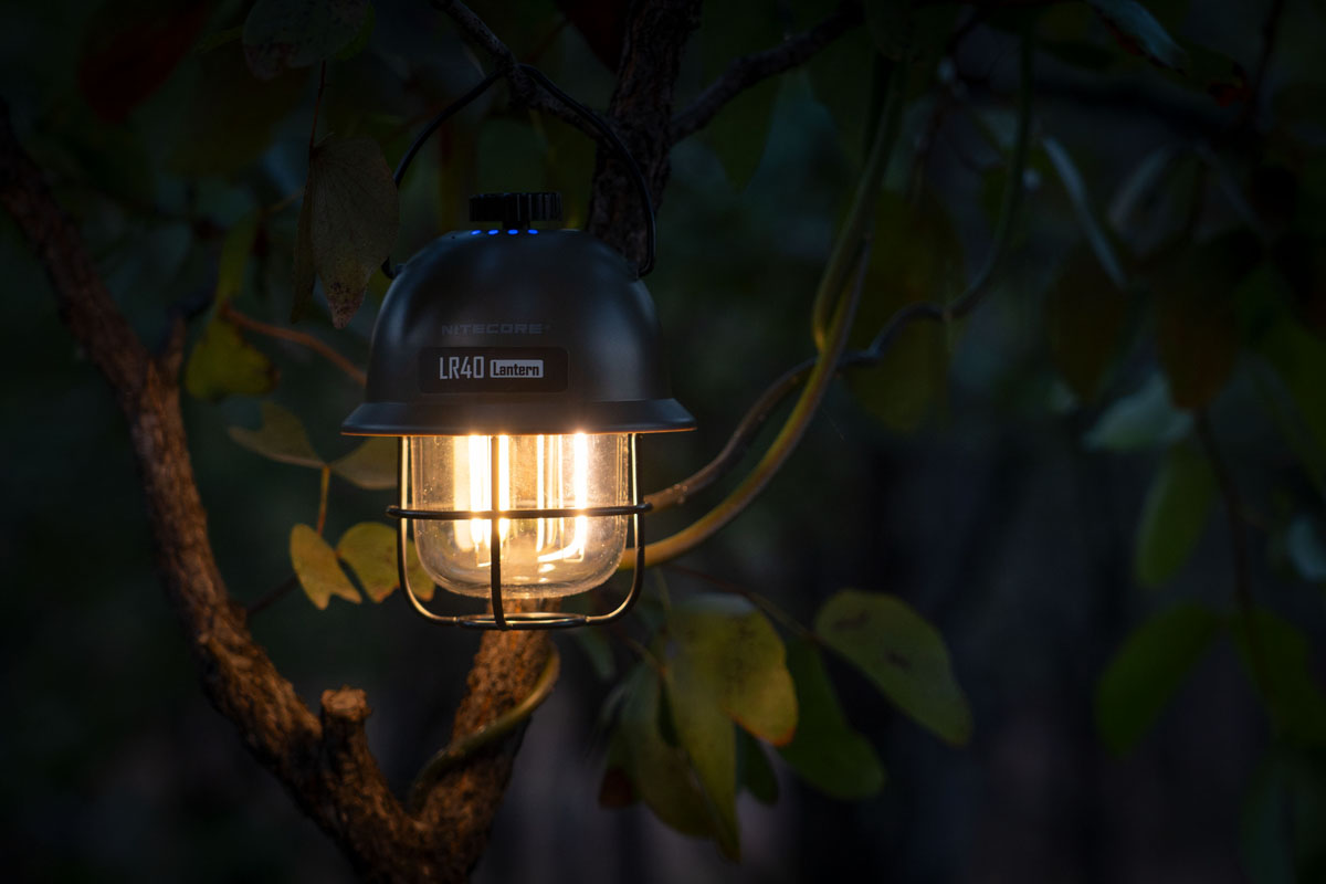 Nitecore Camp Light LR40 olivgrün