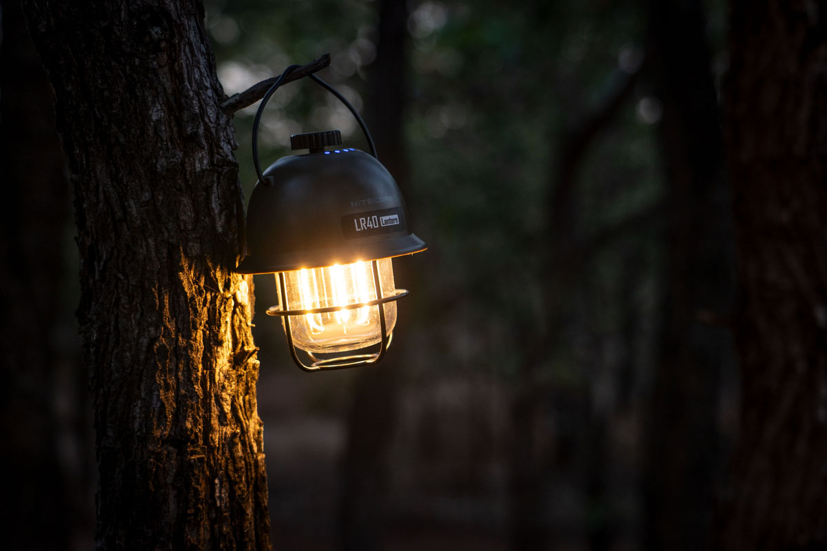 Nitecore Camp Light LR40 olivgrün